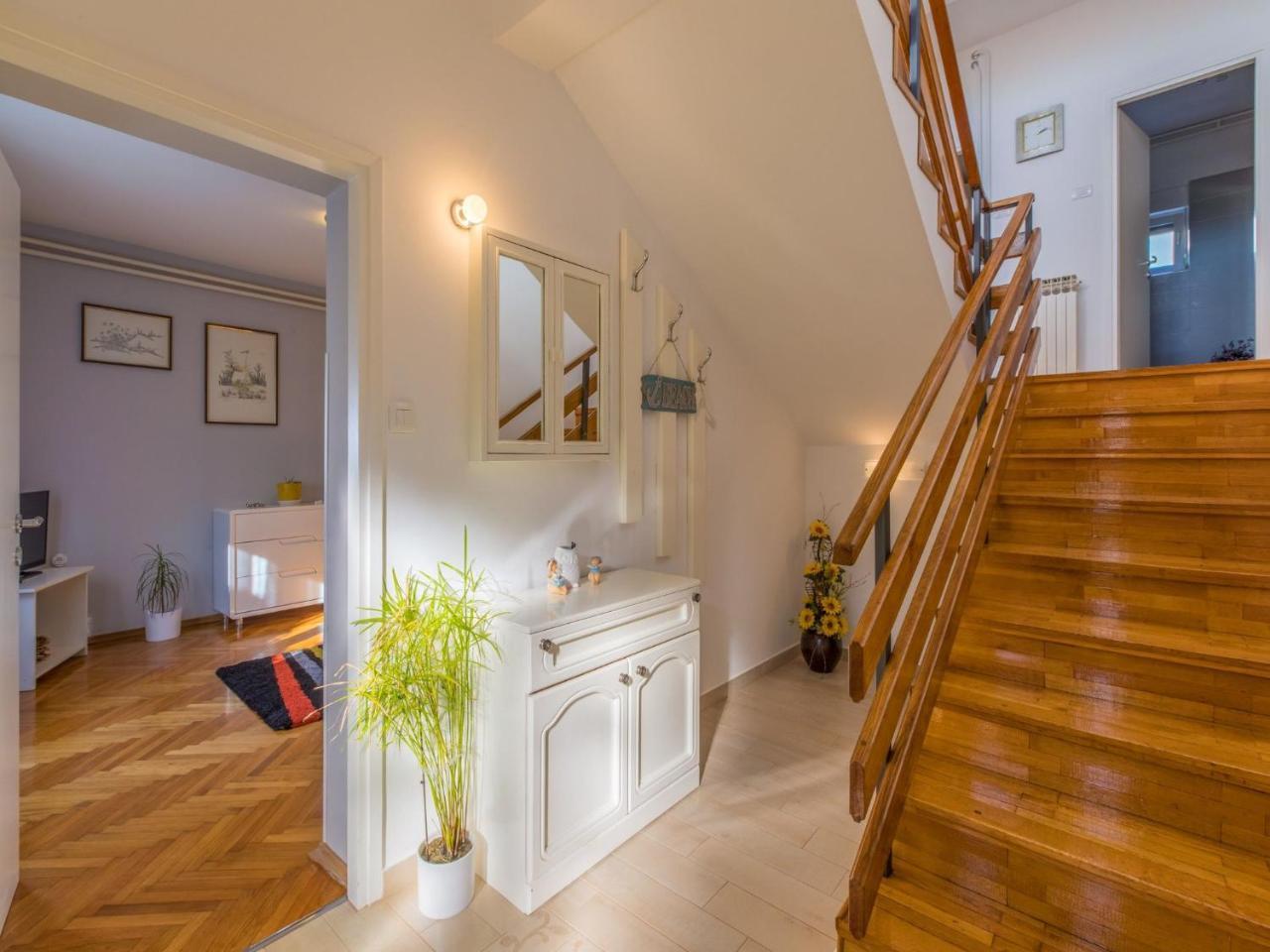 House Barbara Villa Jadranovo Buitenkant foto